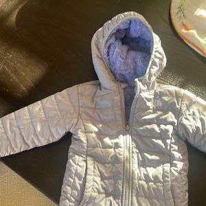 North face toddler girls coat size 4. Worn only a few times, no tears or rips